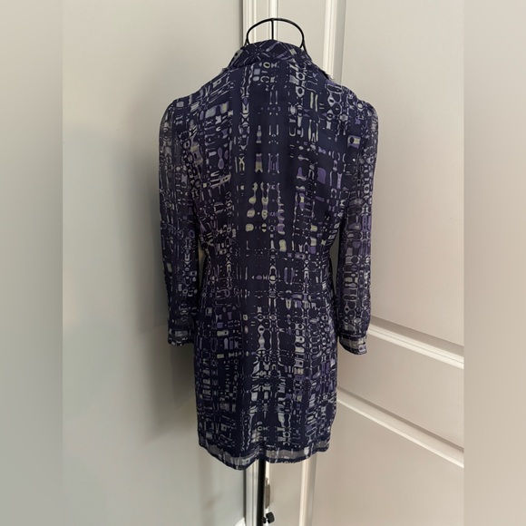 Tahari Arthur Levine Multicolored Printed Lightweight Jacket in Size 6 - Picture 7 of 10